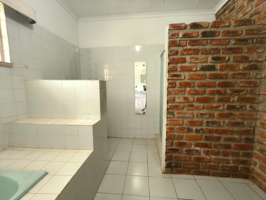 4 Bedroom Property for Sale in Potchefstroom Rural North West